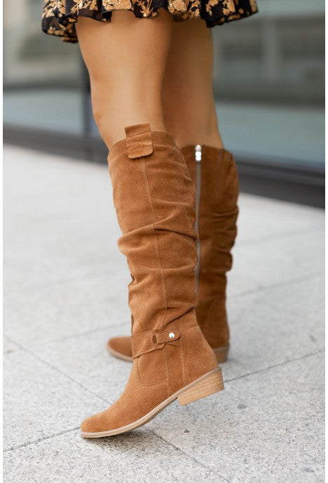 CASSIDY™ | BOTAS LARGAS DE ANTE ELEGANTES