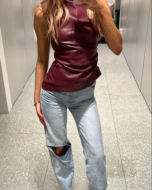 CARA™ – TOP DE CUERO BURDEOS