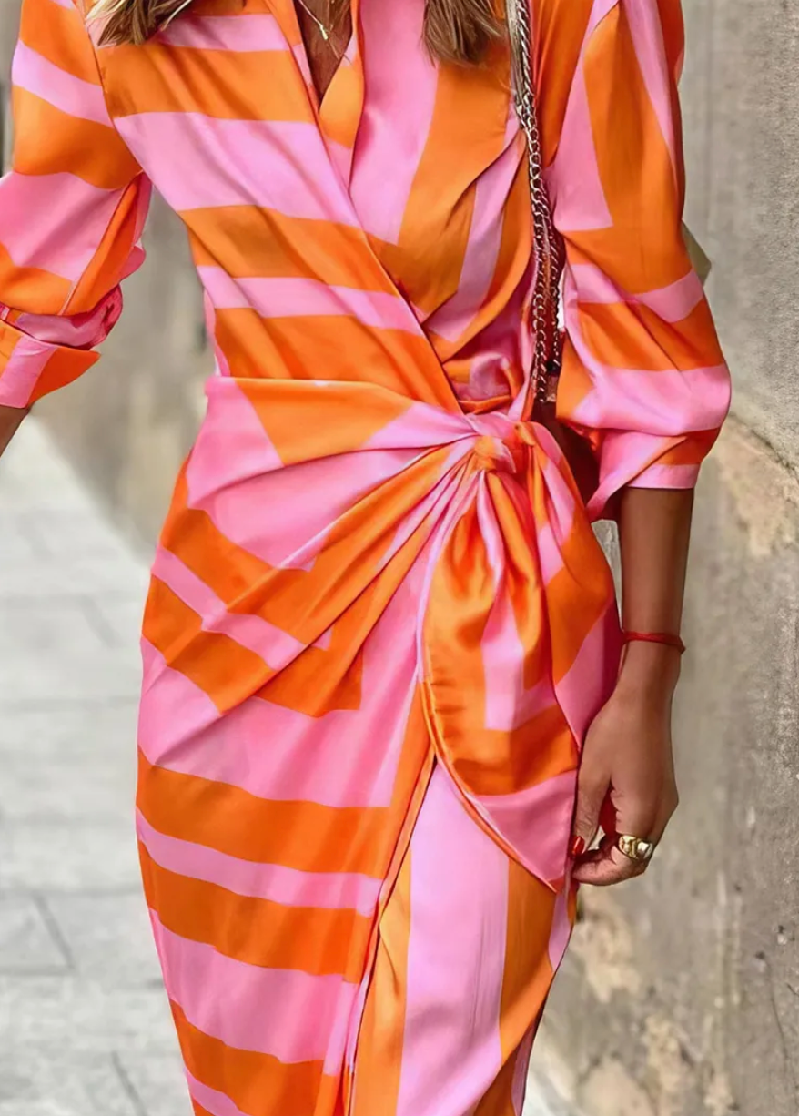 AMIRA™ – VESTIDO ENVOLVENTE ESTAMPADO