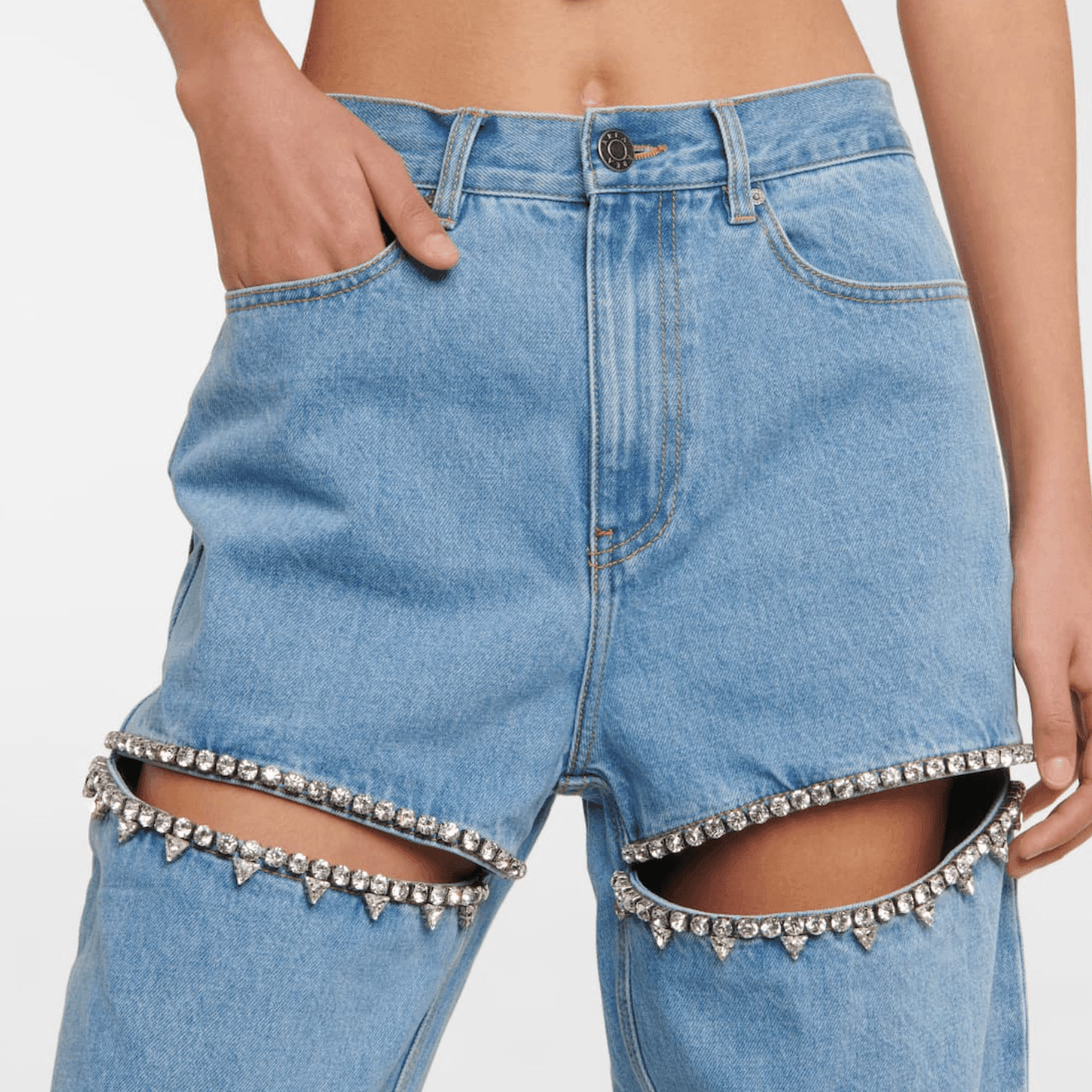 LIRIANA – jeans de tiro alto con cortes estratégicos