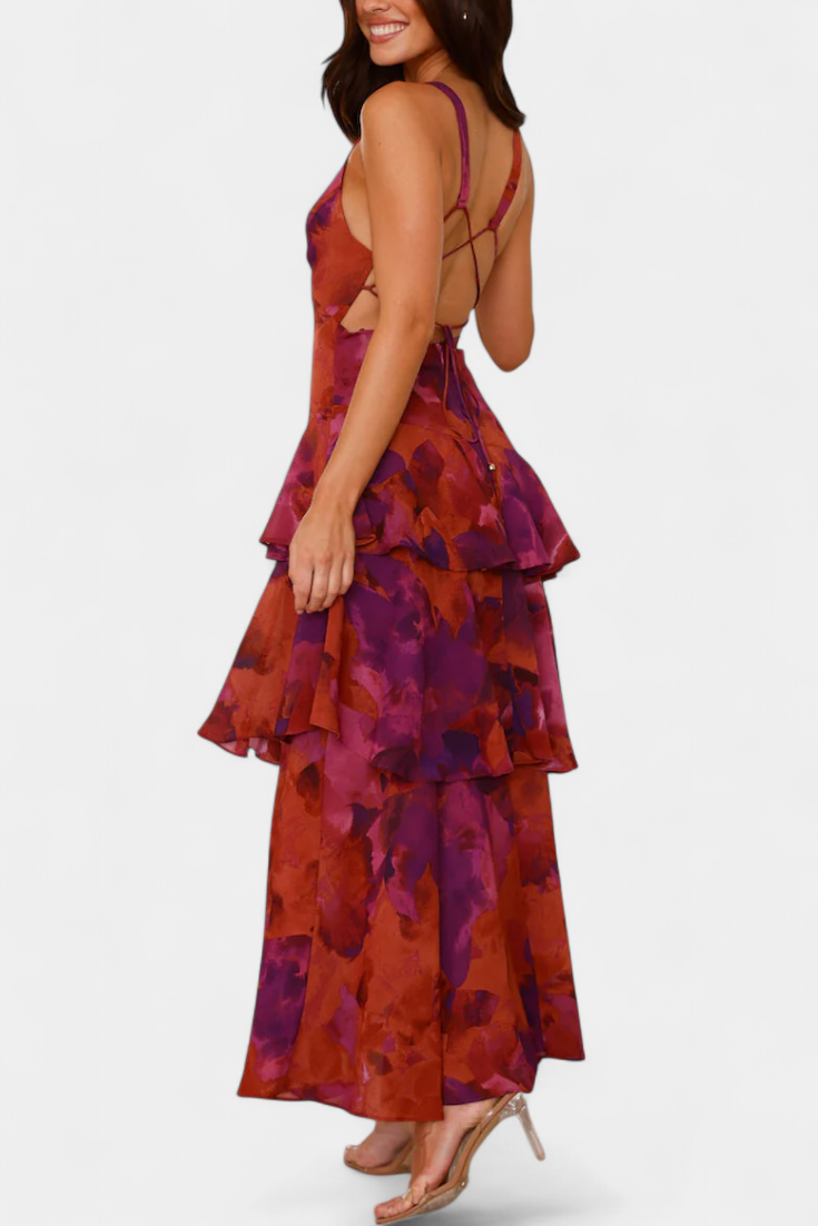 DOMENICA – vestido de gasa con escote en V y capas fluidas